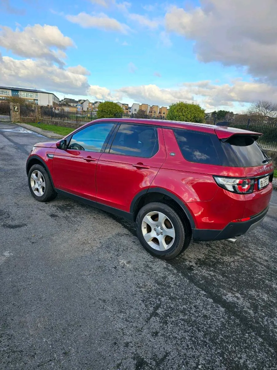 Discovery Sport - Image 4