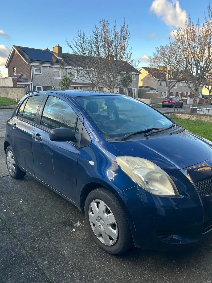 06 TOYOTA YARIS - Image 3