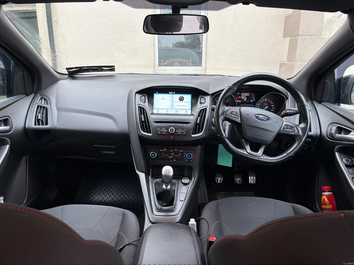 Ford Focus 2018 - Image 3