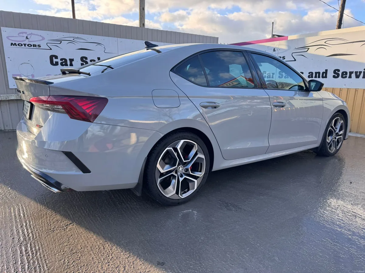 212 Skoda Octavia OCTAVIA RS 2.0TDI 200HP DSG - Image 3