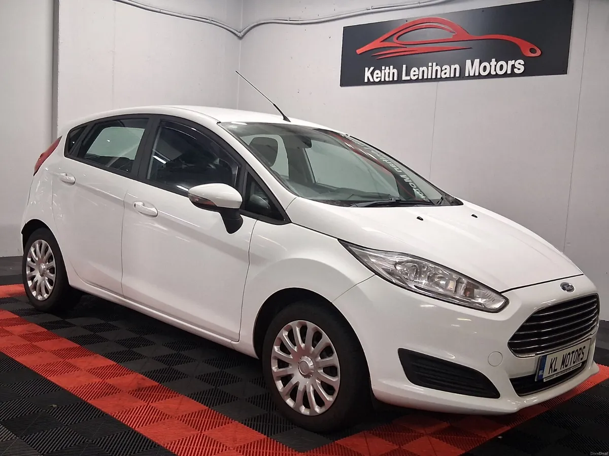 2015 Ford Fiesta **FINANCE AVAILABLE** - Image 1