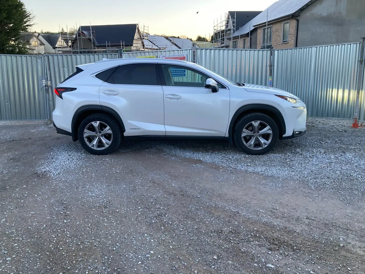 2016 Lexus NX300h ALL WHEEL DRIVE PREMIUM - Image 2