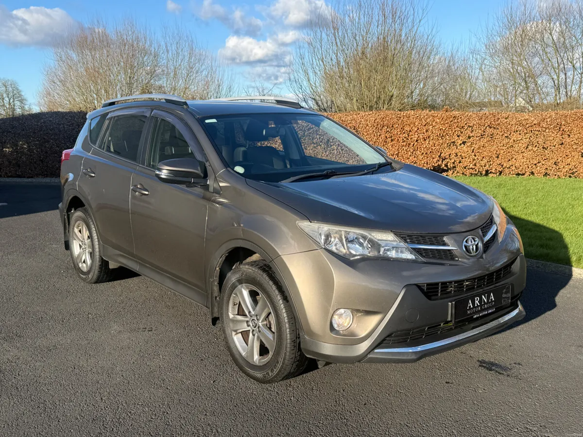 2015 Toyota RAV4 Luna - Image 2