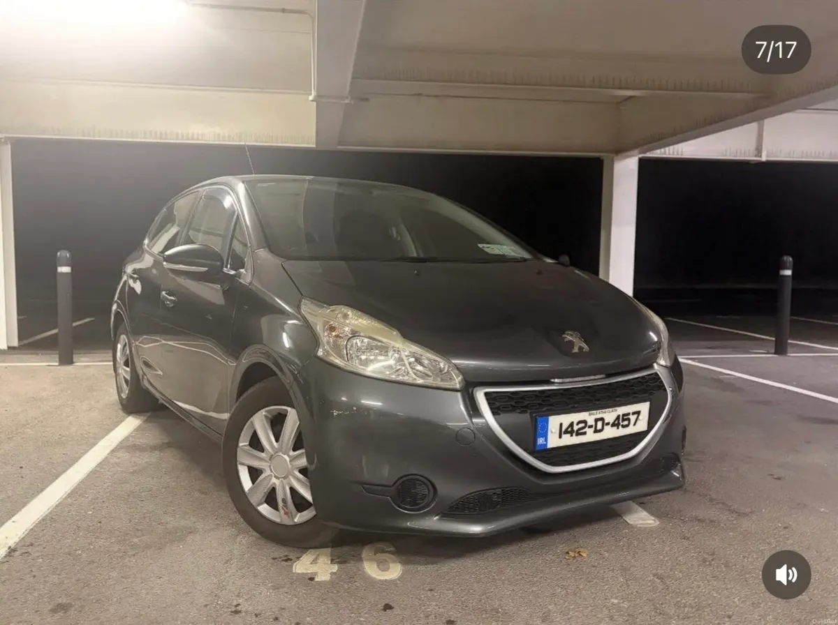 Peugeot 208 - Image 1