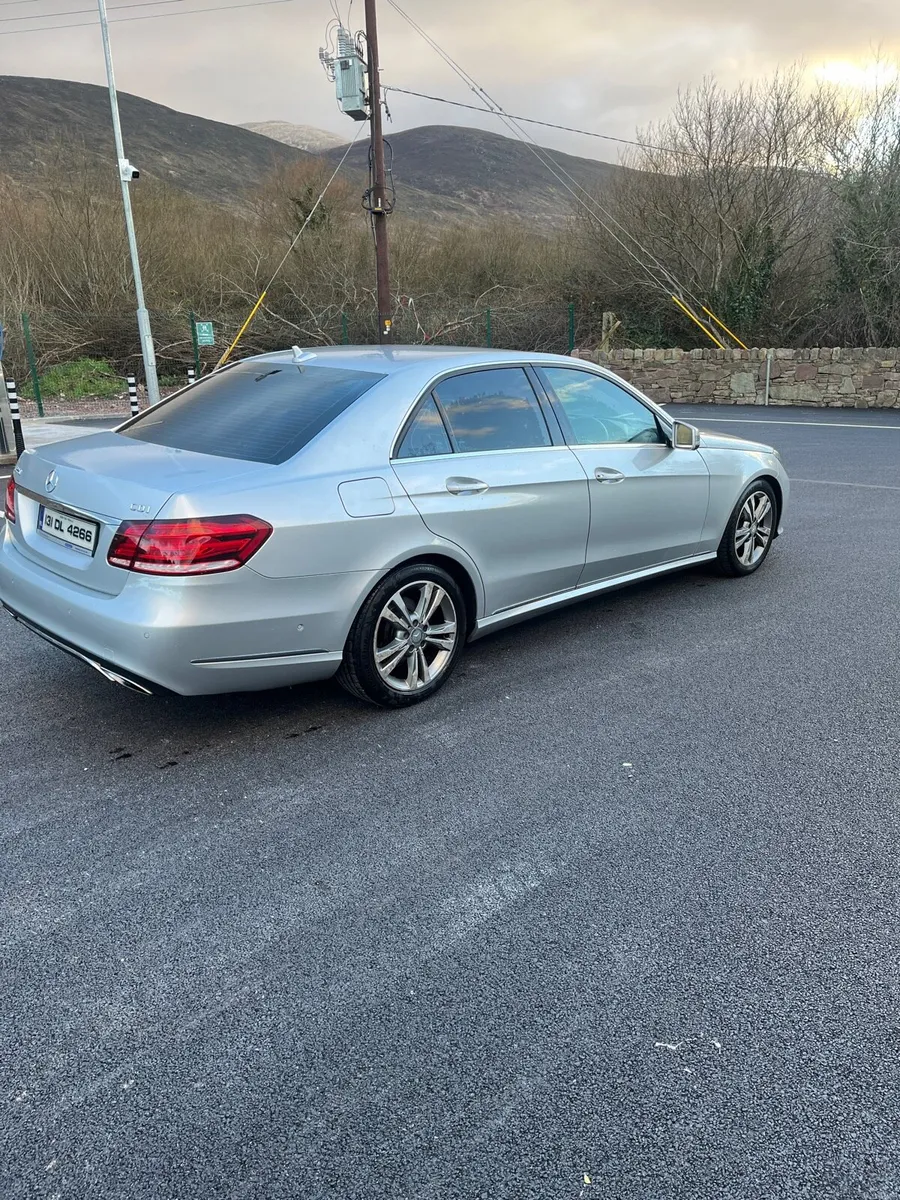 Mercedes E Class E220 - Image 3