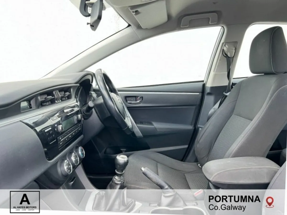 Toyota Corolla D-4D 90 (1.4) Aura - Image 3