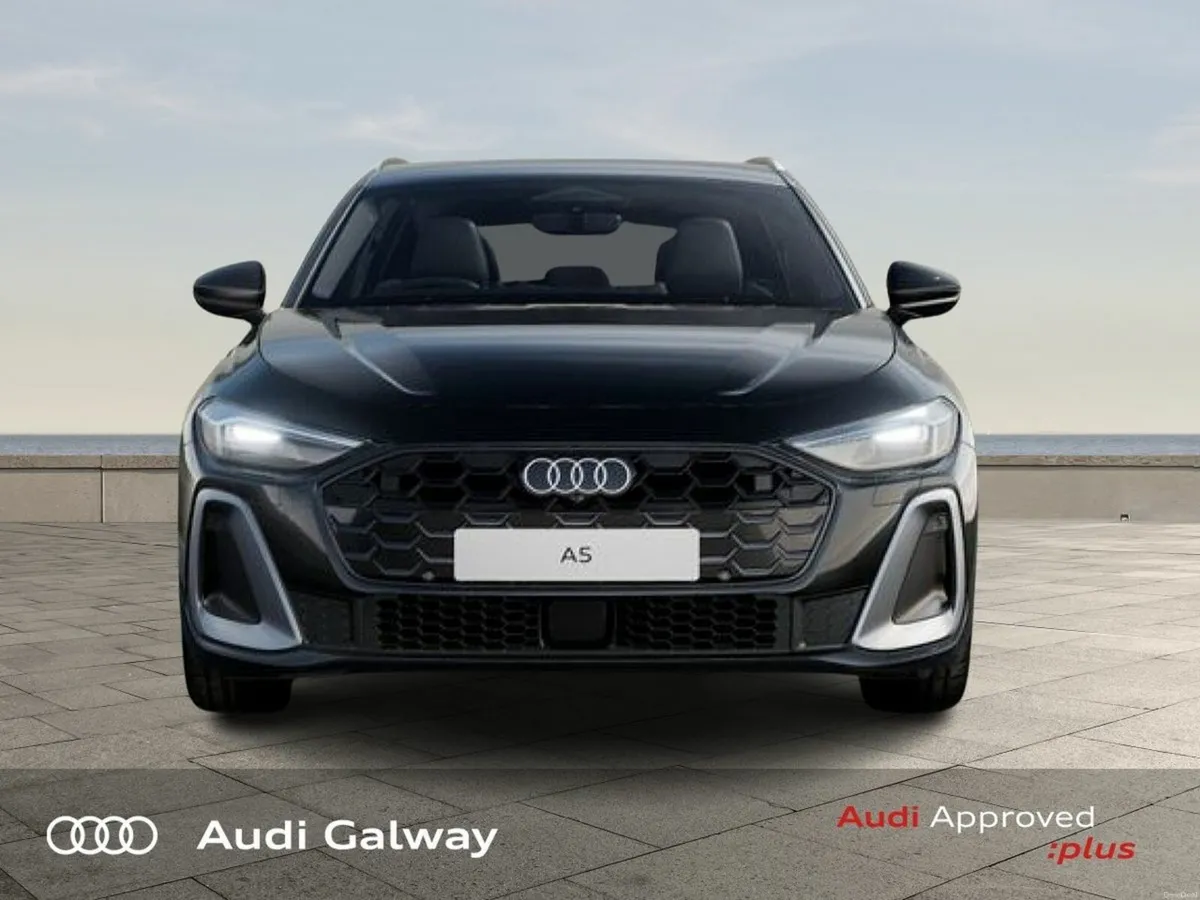 Audi A5 S-LINE E-HYBRID QYATTRO A/T - Image 2