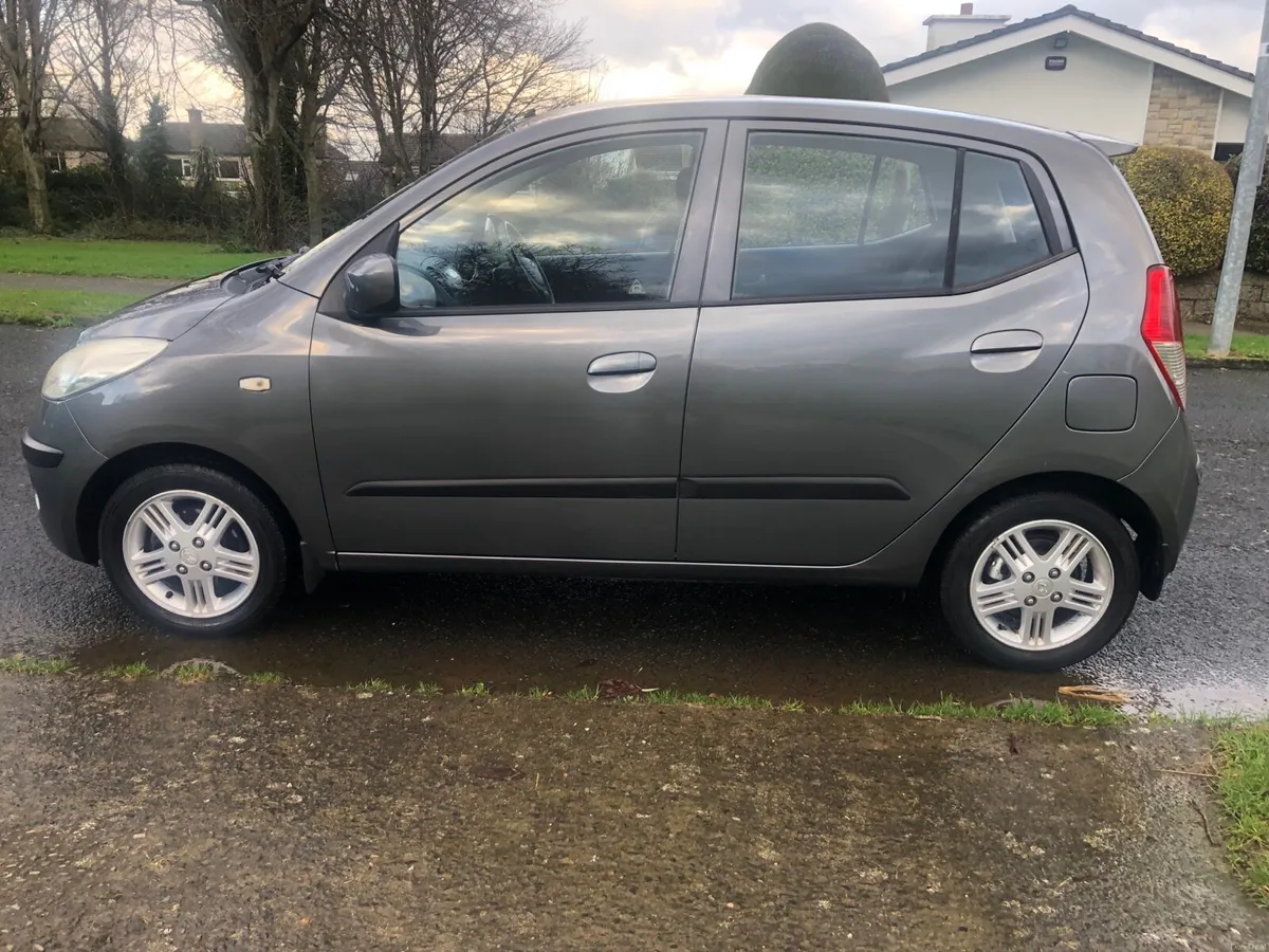 Hyundai i10 1.2 Petrol five door - Image 4