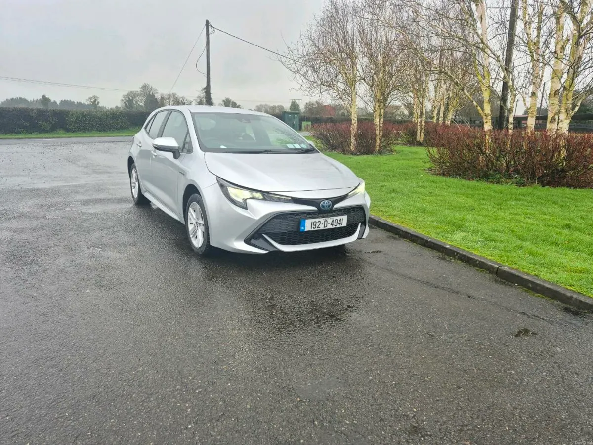 Toyota Corolla 1.8 Hybryd  automatic 2019 - Image 1