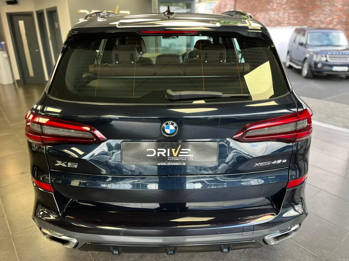 211d BMW X5 45E M-SPORT - Image 4