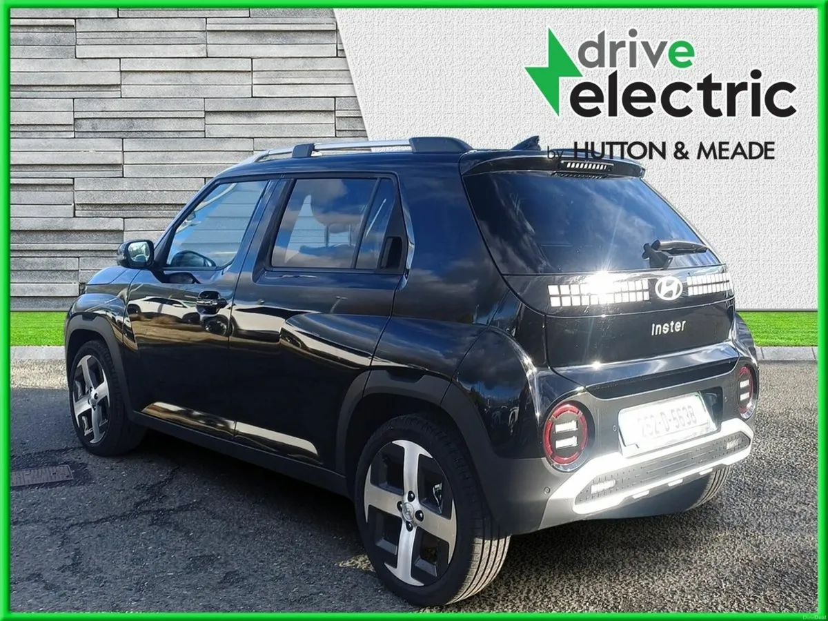 Hyundai INSTER Elegance 49kw Range 360kms - Image 2