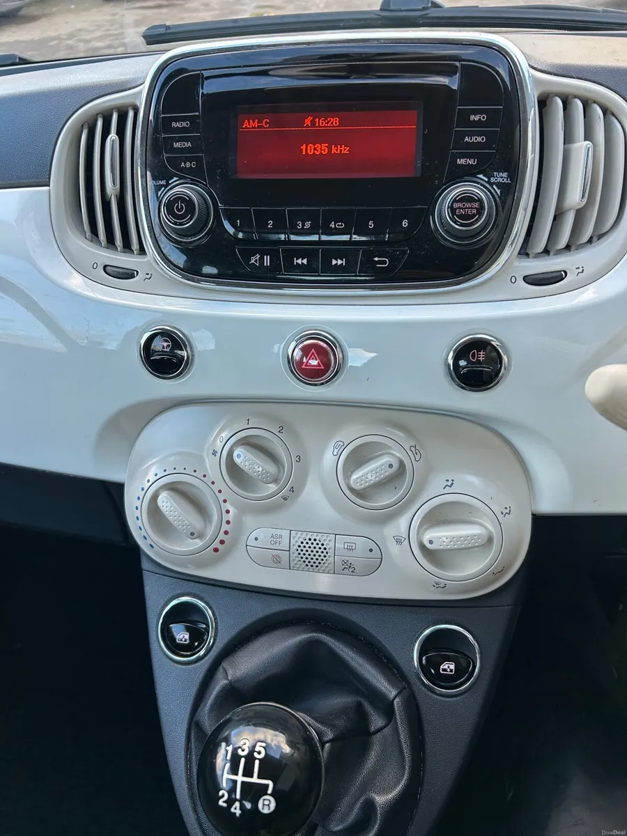 Fiat 500 2016 petrol 1.2 manual - Image 4