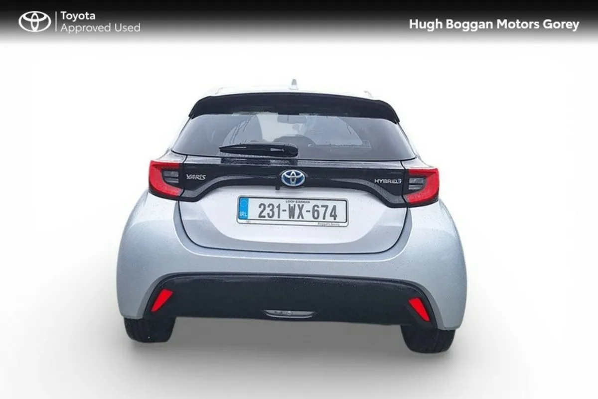 Toyota Yaris Platinum Auto - Image 4