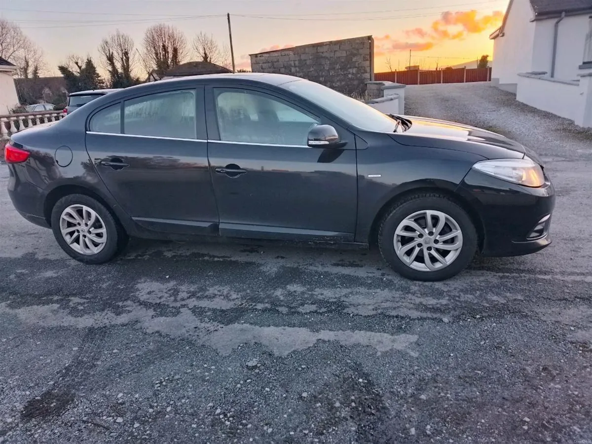 Renault fluenc 2015 automatic - Image 1