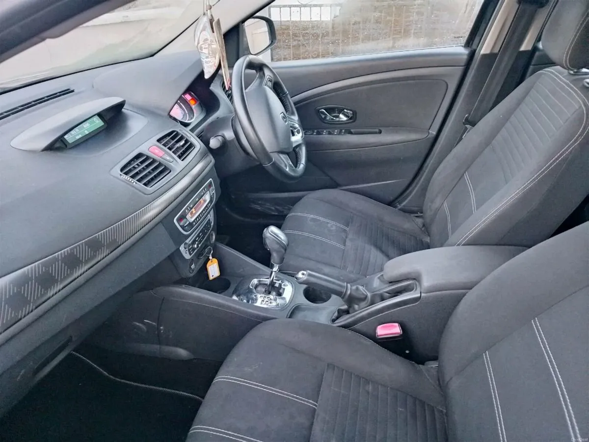 Renault fluenc 2015 automatic - Image 3