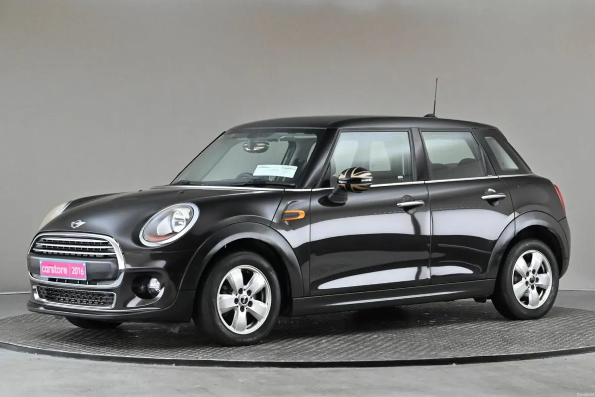 Mini One 1.5 AUTO 5DR **CARPLAY*ANDROID AUTO**1 YE - Image 4