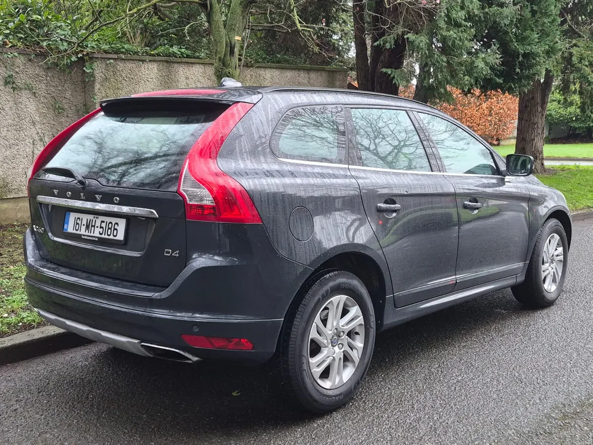 Volvo XC60 2016 Low Kms - Image 2
