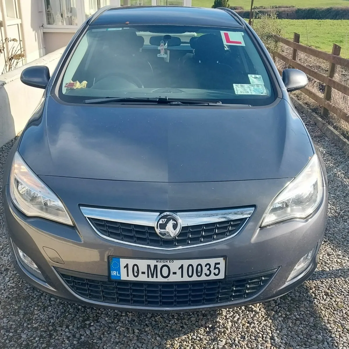 Vauxhall Astra 2010 - Image 1