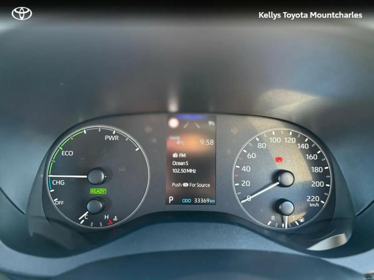 Toyota Yaris Yaris Hybrid 115 Luna - Image 4