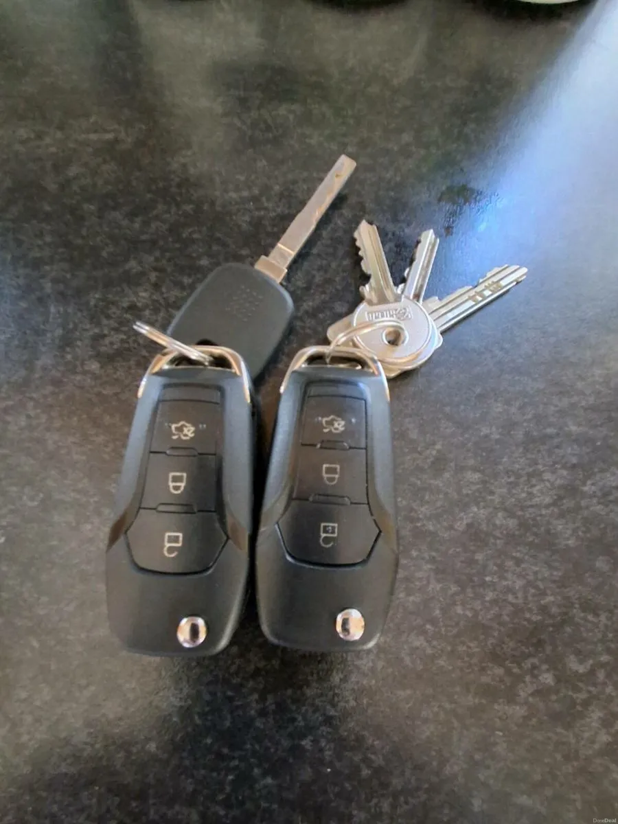 161 Ford Mondeo NCT 1/28 - Image 2