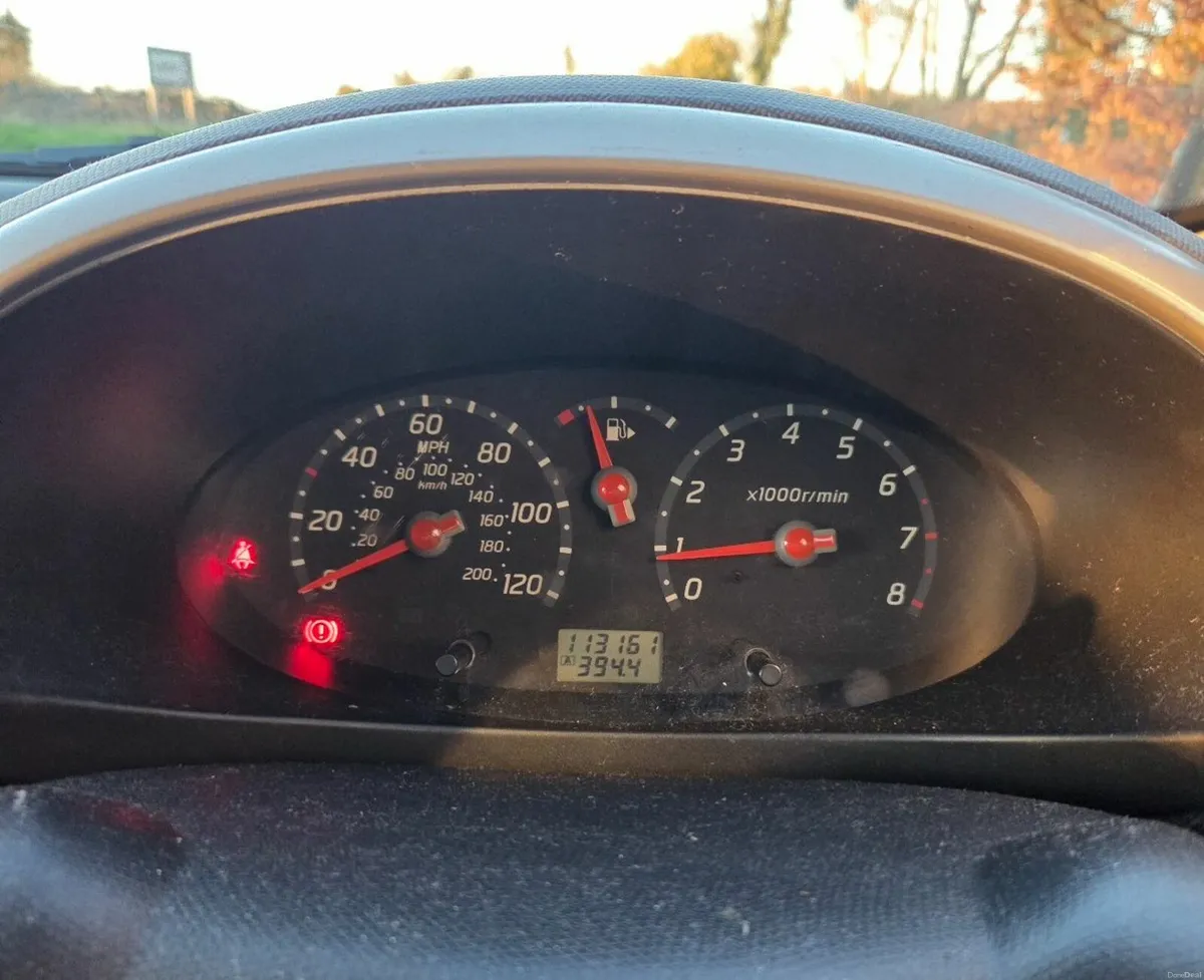 Nissan Micra 2004 - Image 4