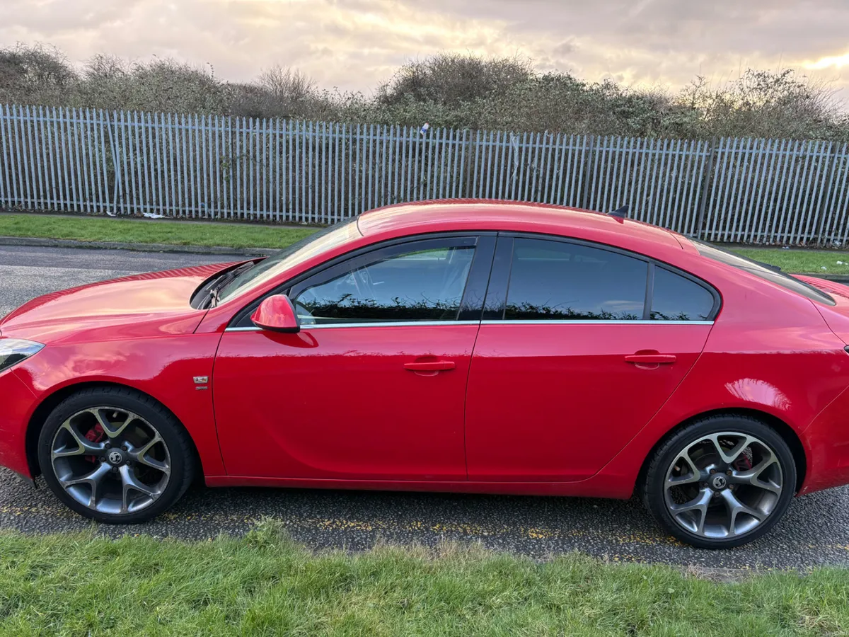Vauxhall Insignia 2016 SRI Tax and Tested - Image 4
