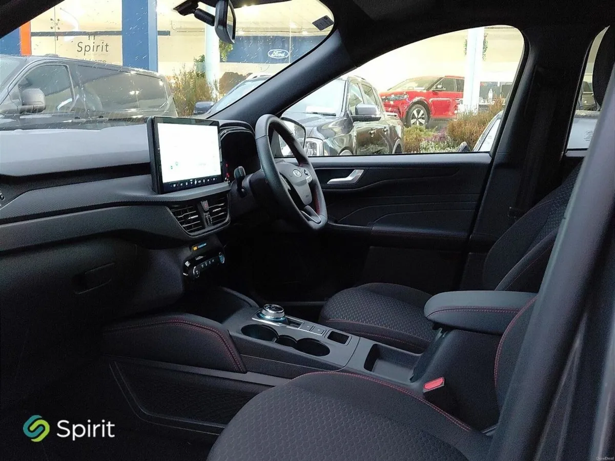 Ford Kuga 2.5 Duratec 243PS PHEV ST-Line Auto - Image 3