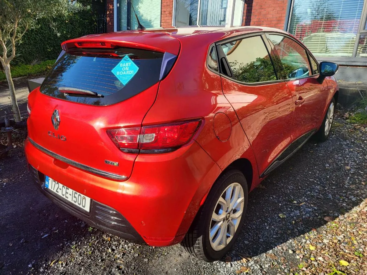 172 Renault Clio 1.5L DCi Dynamique Nav - Image 3