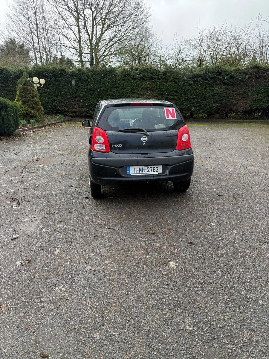 Nissan pixo - Image 4
