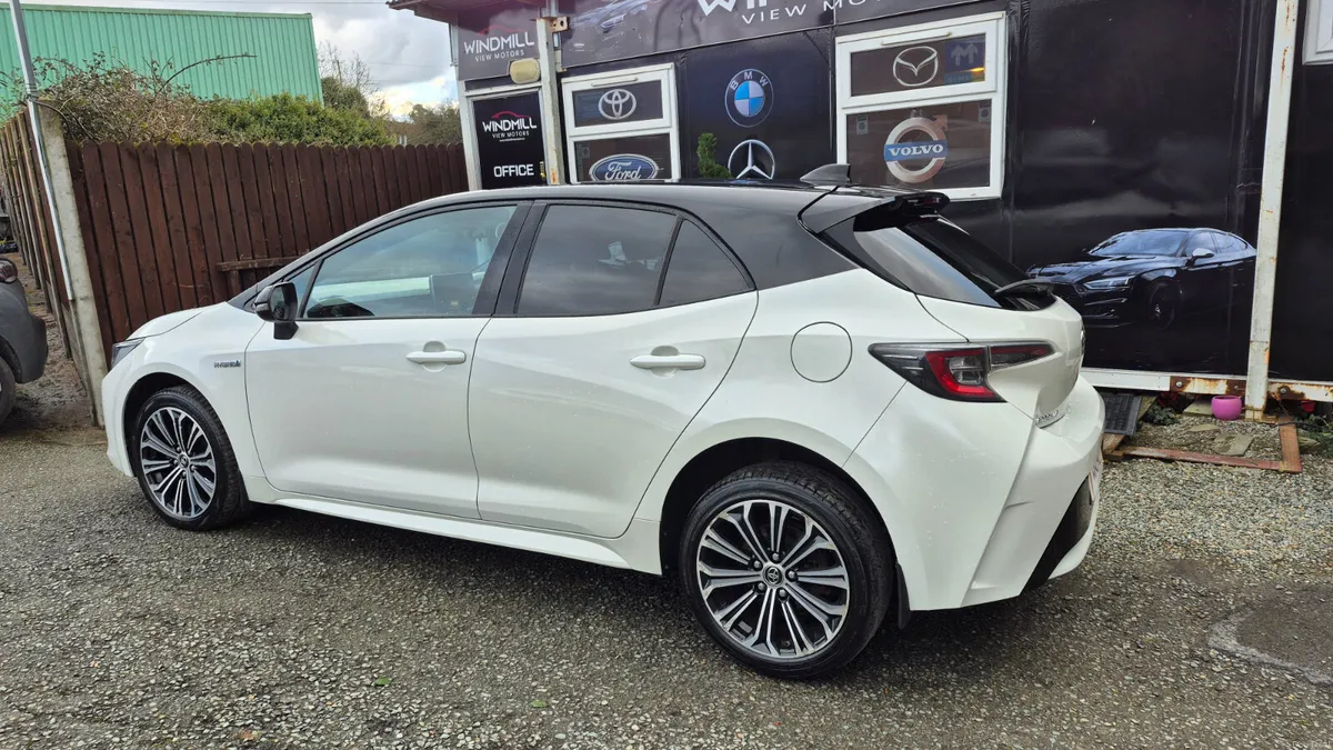 Toyota Corolla Luna Sport 2019 Immaculate - Image 4