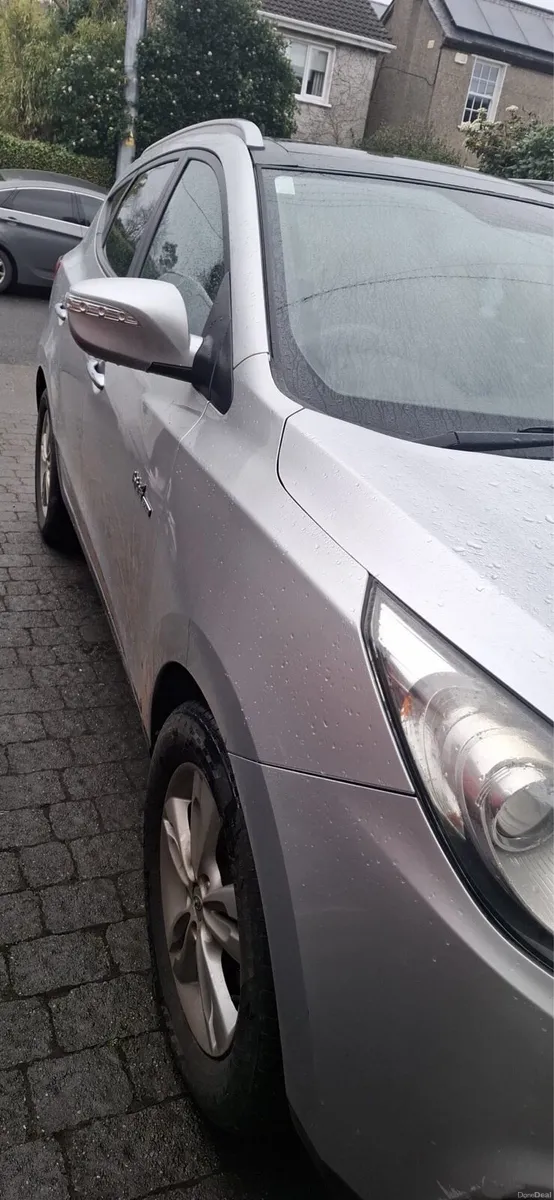 Hyundai ix35 - Image 2