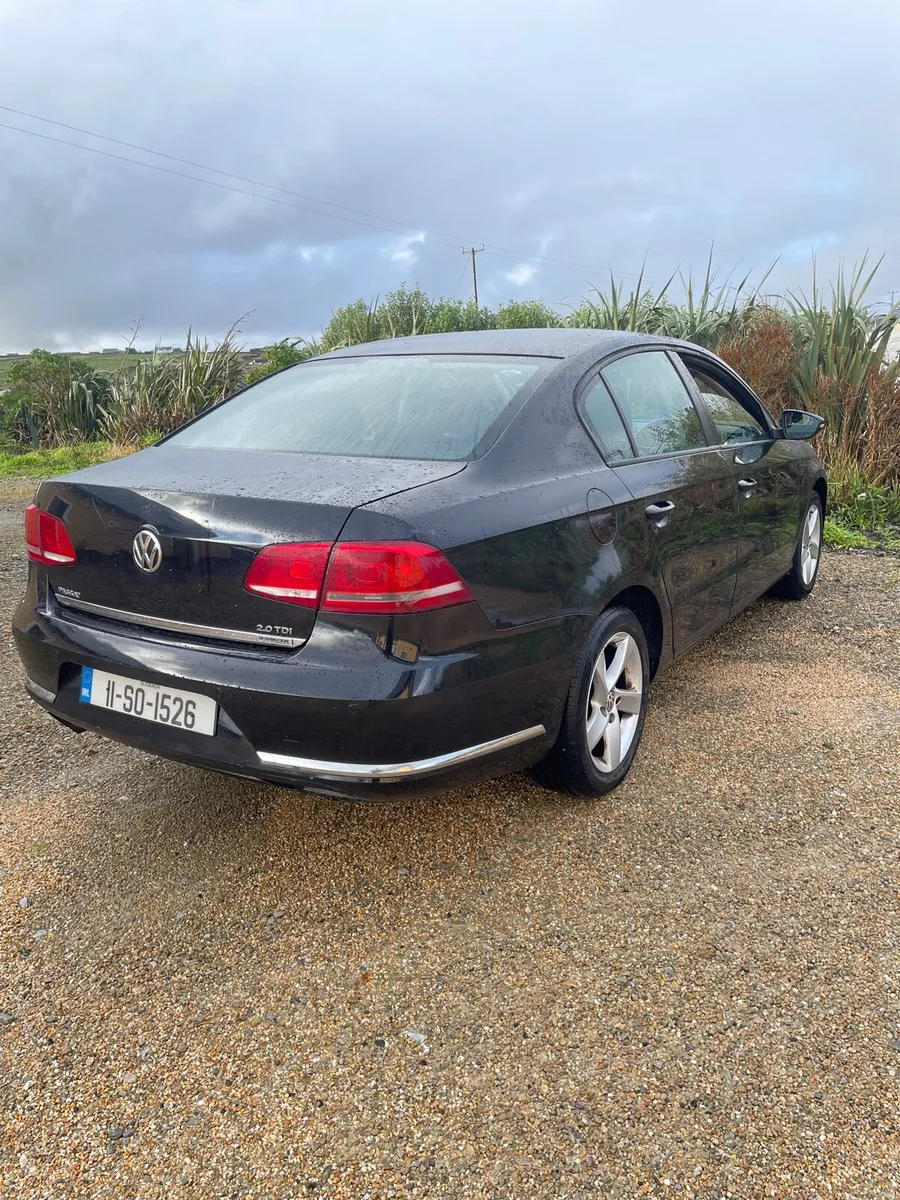 2011 2.0 passat - Image 3