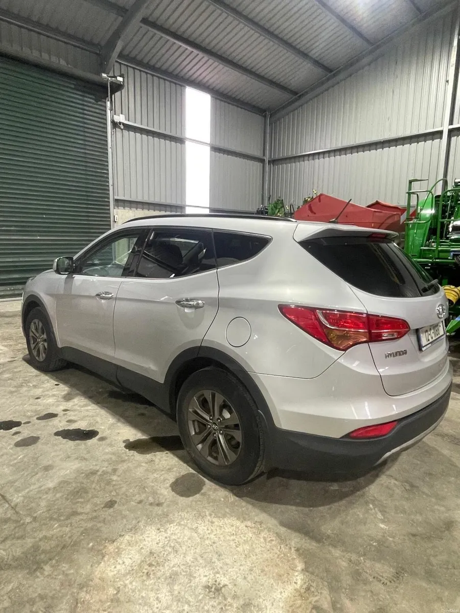 Hyundai Santa Fe 2012 - Image 3