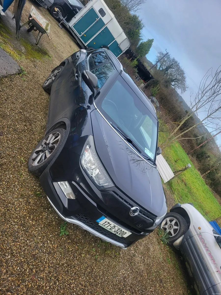 SsangYong Tivoli Automatic - Image 1