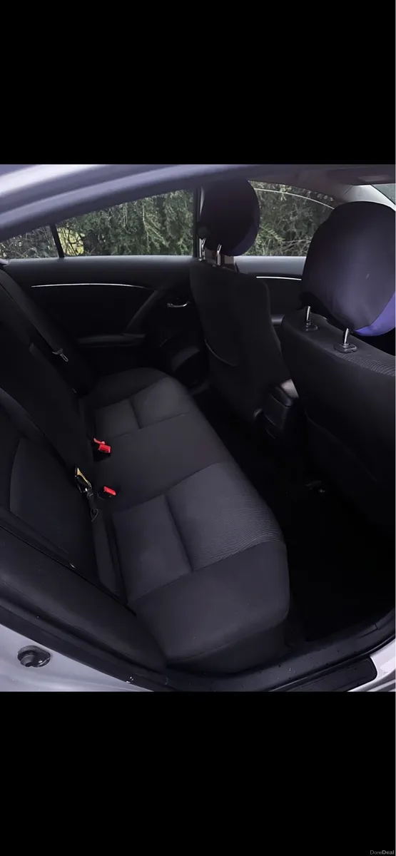 Toyota avensis - Image 3