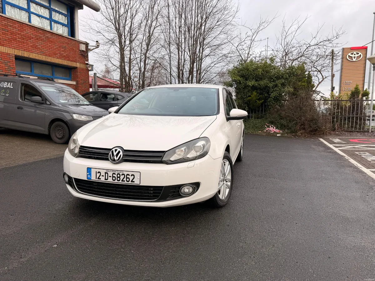 Volkswagen Golf 2012 Automatic - Image 3