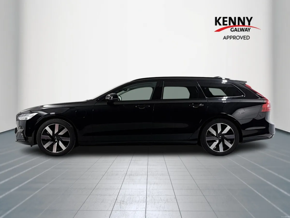Volvo V90 + T6 PHEV AWD AUTO PLUS - Image 4