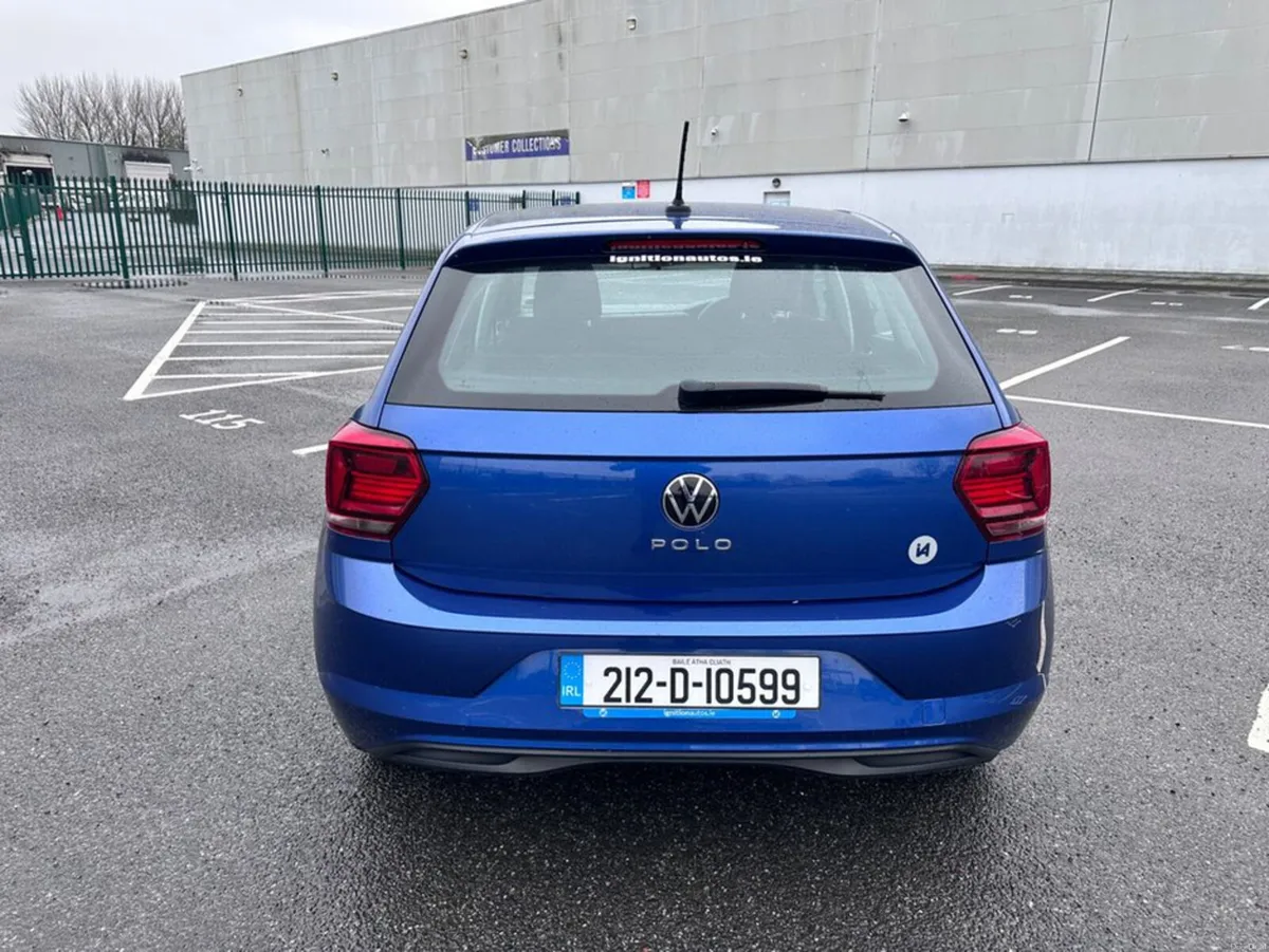 Volkswagen Polo 1.0 PETROL, TRENDLINE MODEL , LOW - Image 4