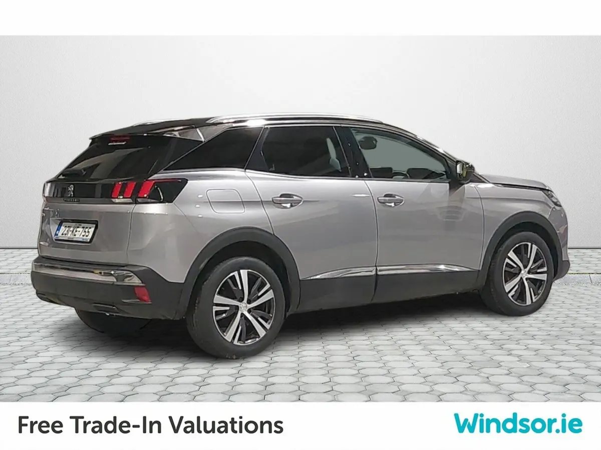 Peugeot 3008 1.2 PureTech 130bhp Auto 6.4 Allure - Image 2
