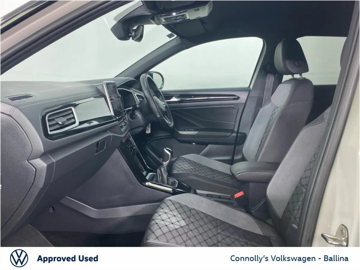 Volkswagen T-Roc 1.0 TSI 110HP R-Line - Image 4
