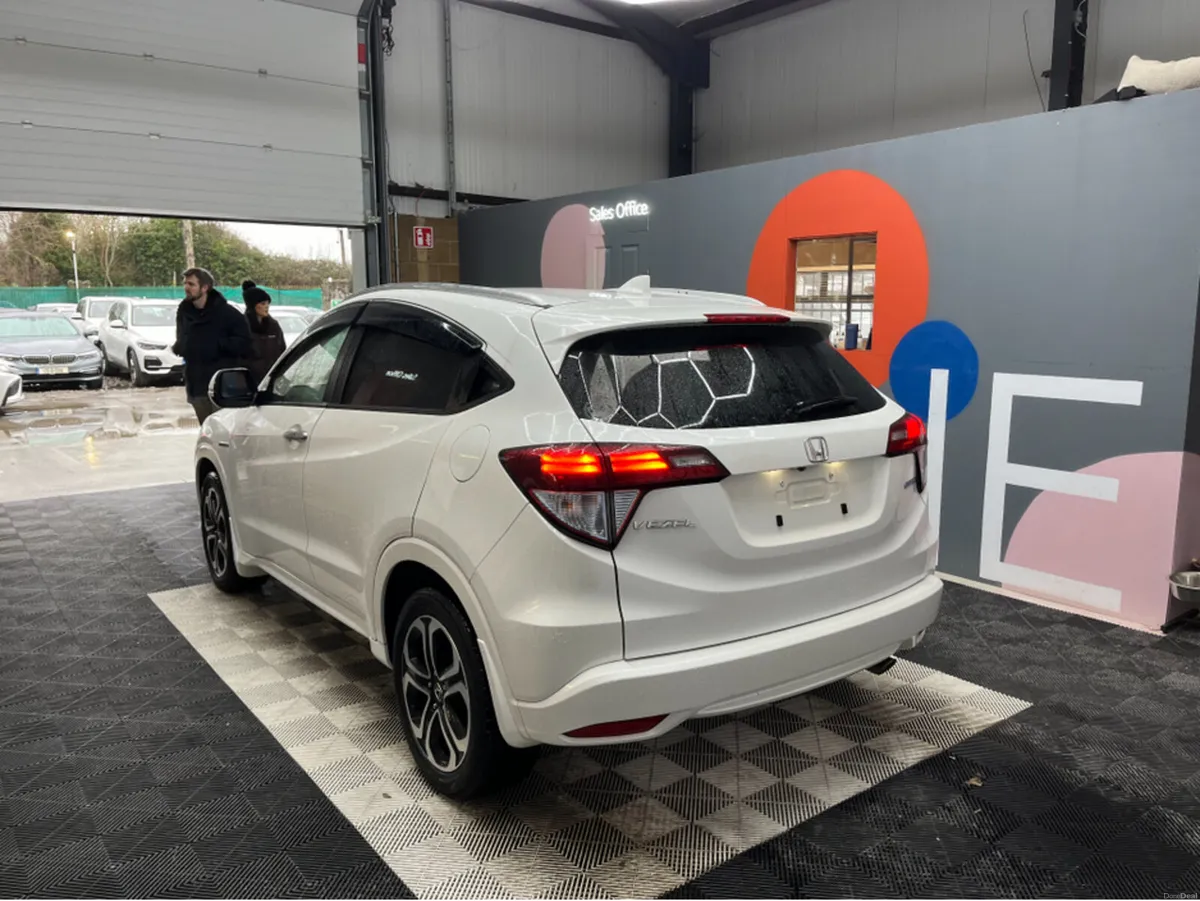 Honda Vezel €15950 2016 HONDA VEZEL HYBRID Z 1.5 A - Image 4