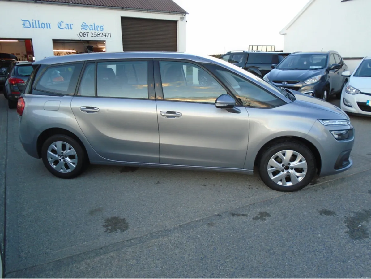Citroen Grand C4 Picasso TOUCH BLUEHDI 120 4DR BLA - Image 4