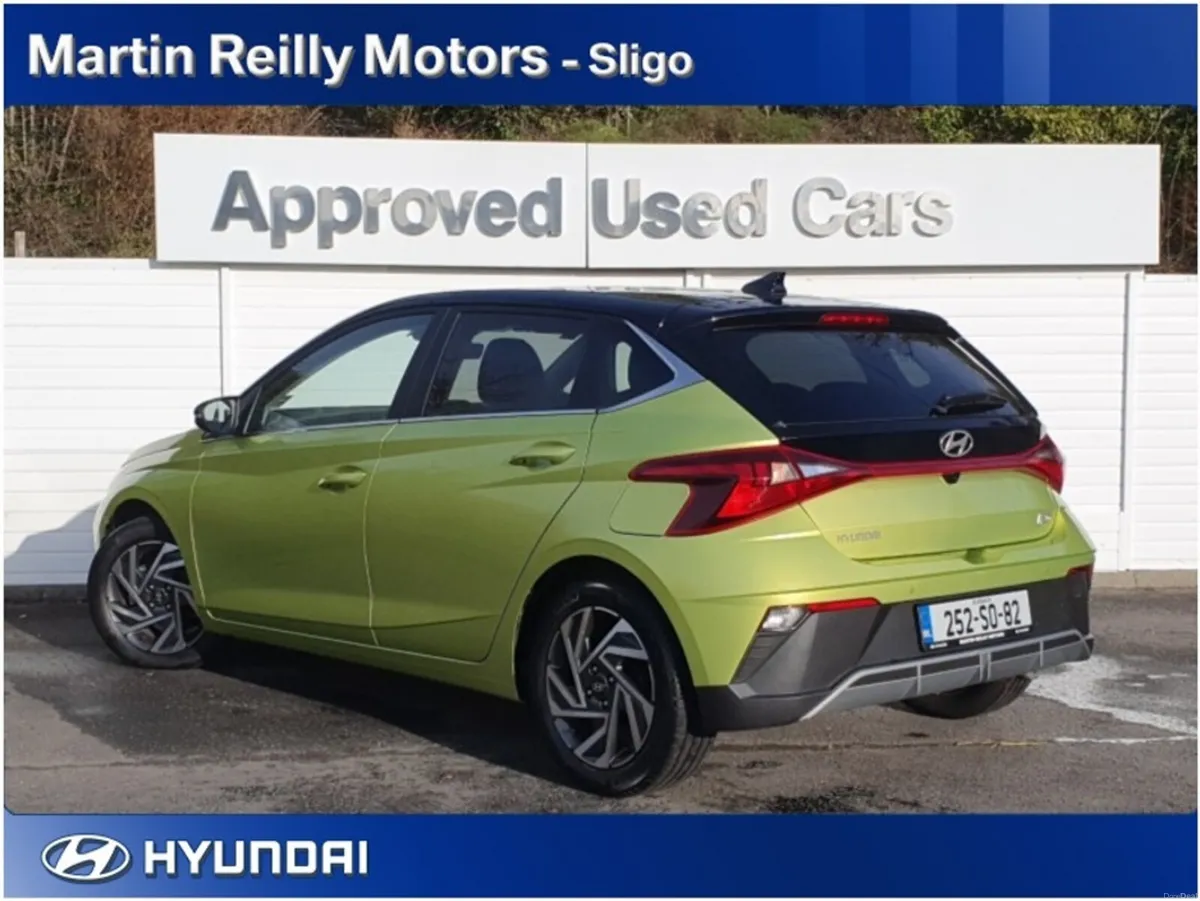 Hyundai i20 Deluxe Plus 2-Tone - Image 3