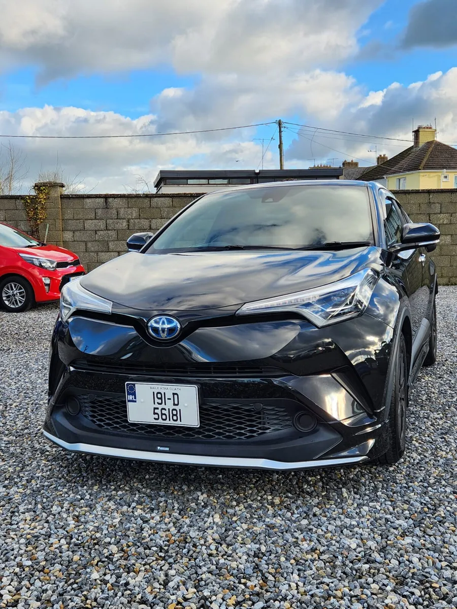 Toyota C-HR 2019 - Image 2