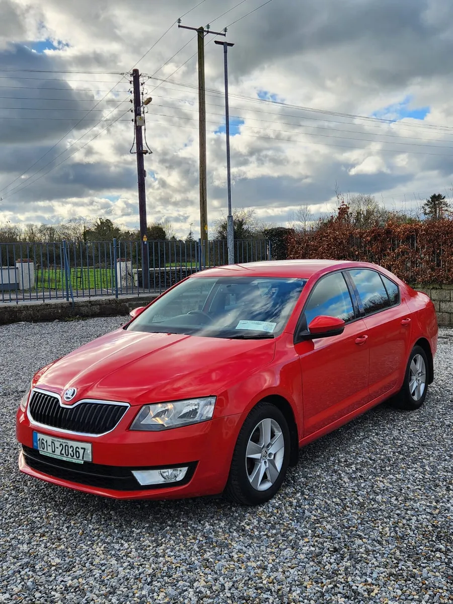 Skoda Octavia Automatic Diesel - Image 1