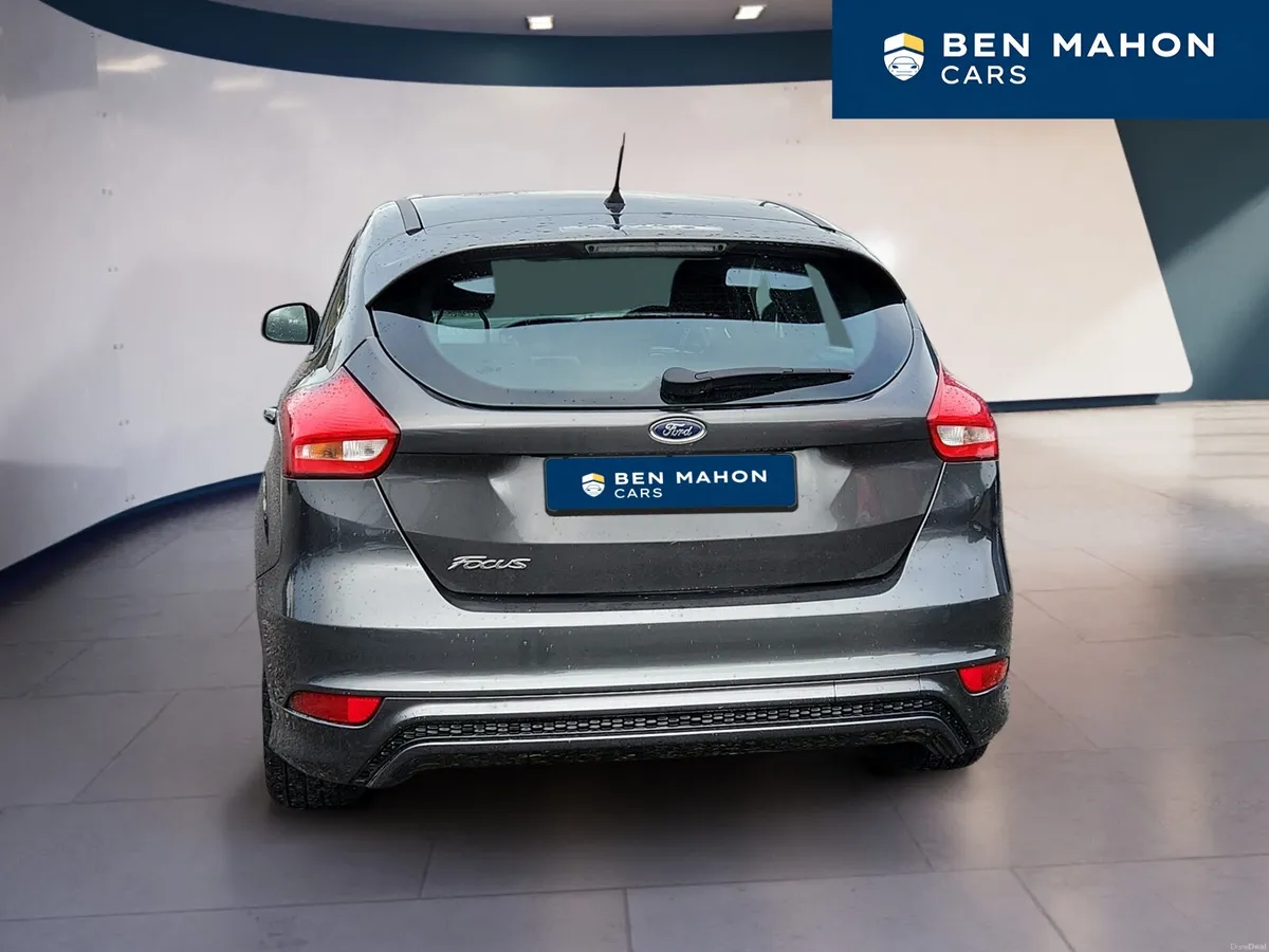 Ford Focus ST-Line 1.5 TDCI - Image 3