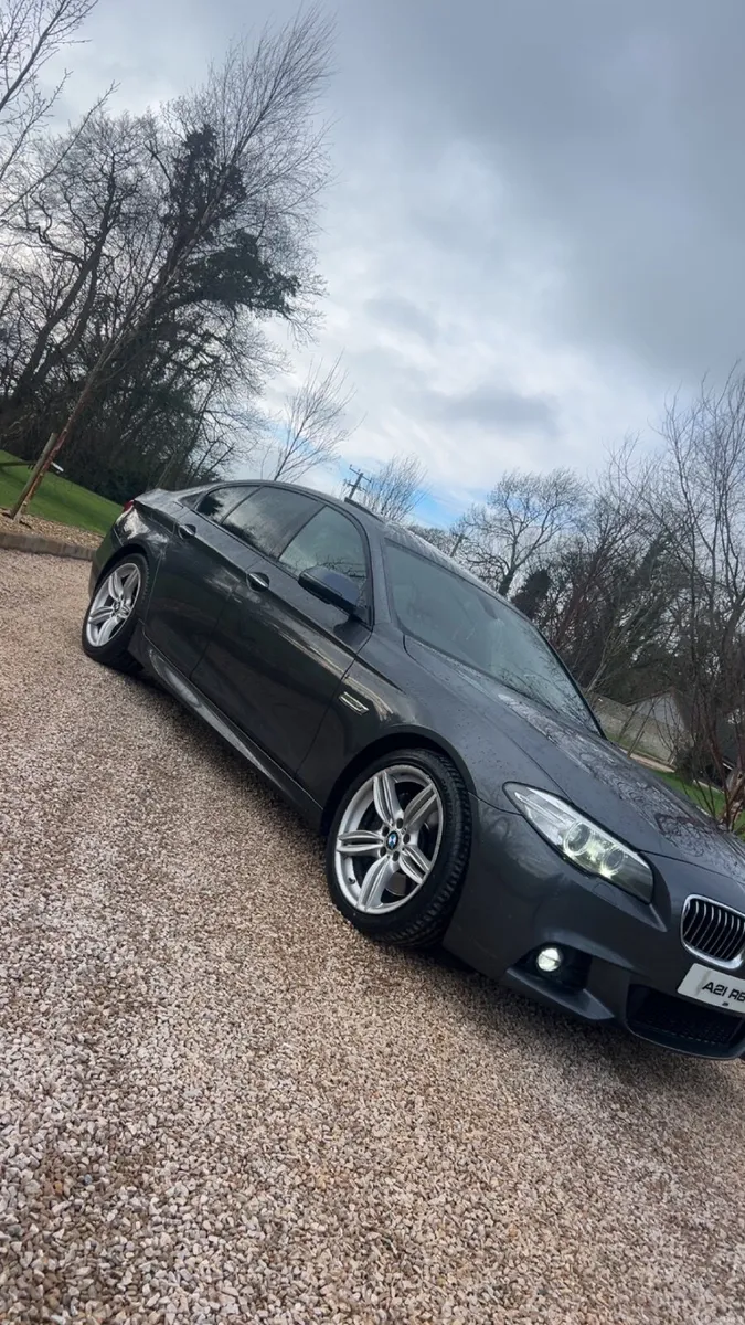 BMW 5-Series 2016 - Image 1