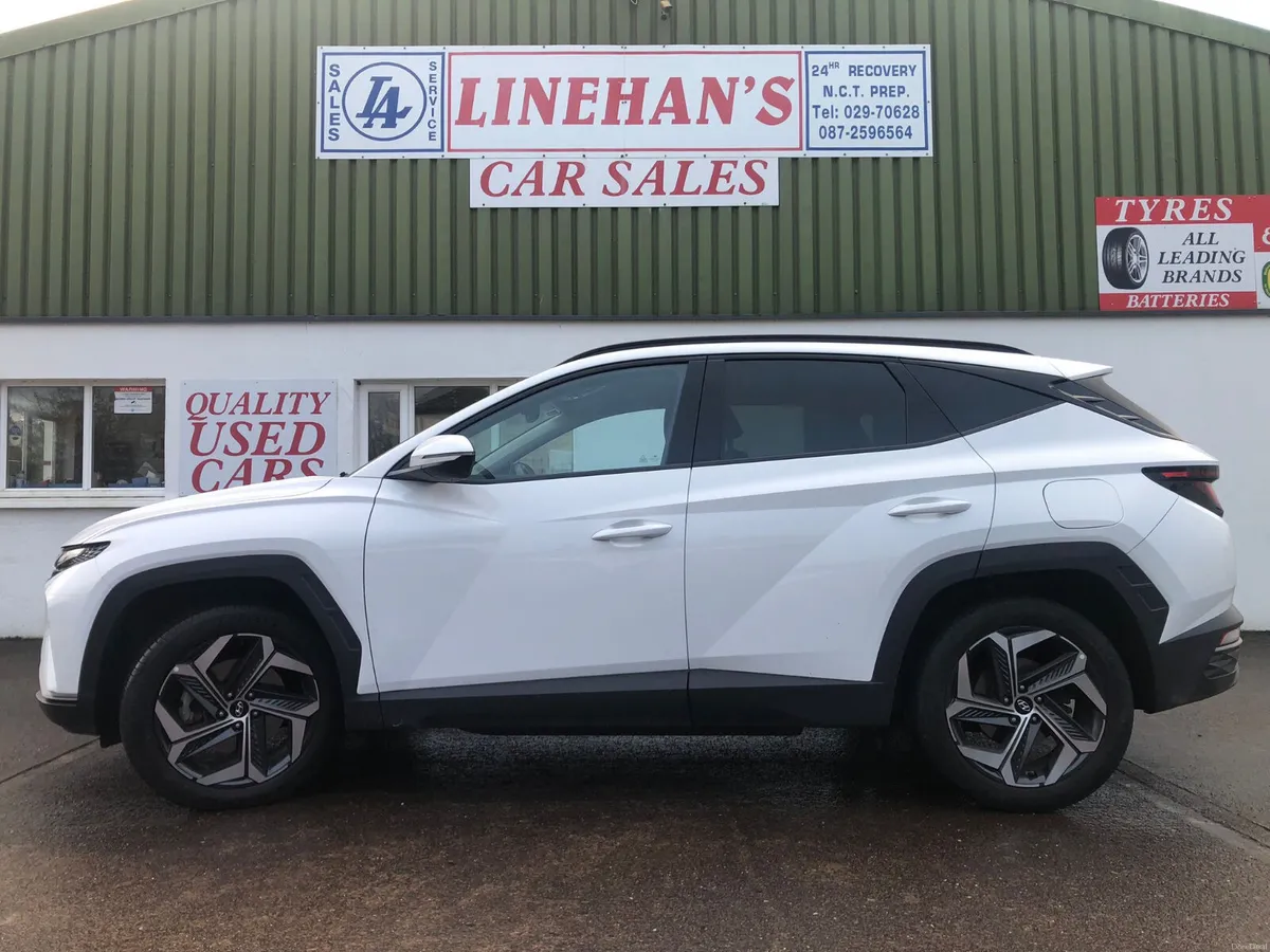 Hyundai Tucson 1.6 Petrol Hybrid 4WD - Image 4