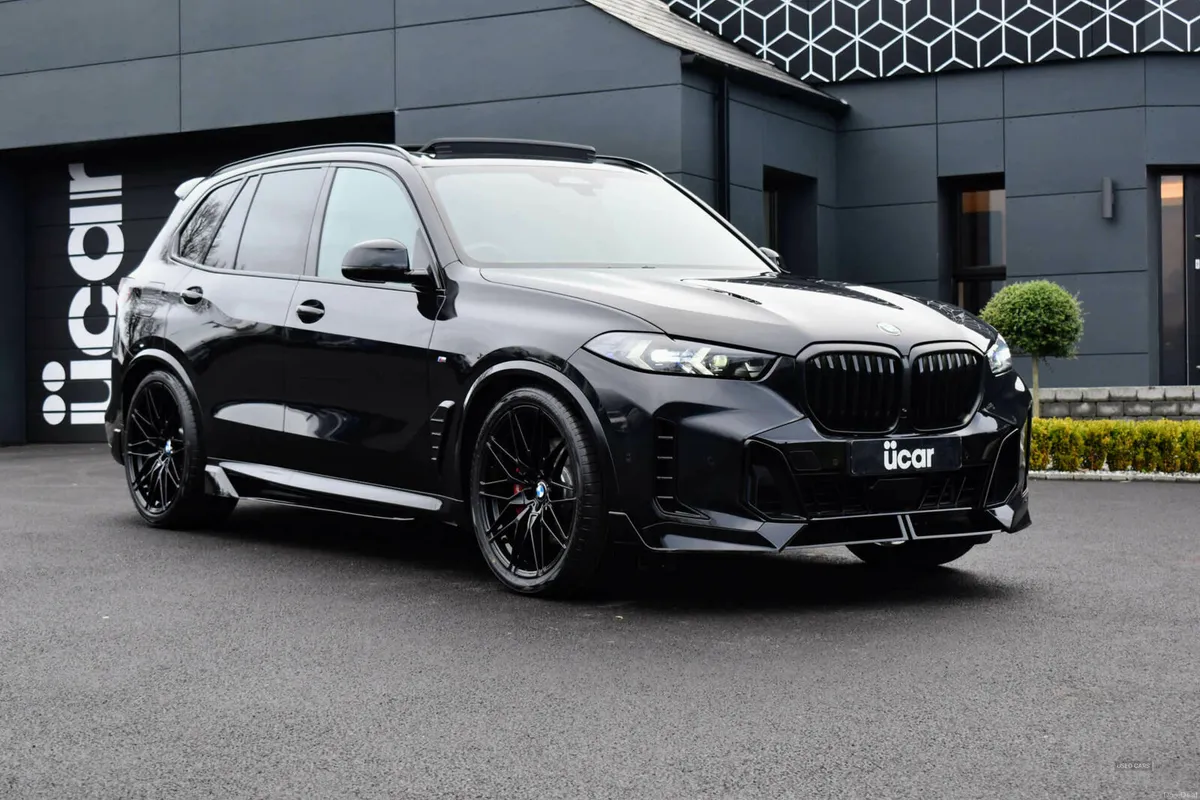 BMW X5 3.0 X5 xDrive 30d M Sport MHEV Auto 4WD 5dr - Image 1