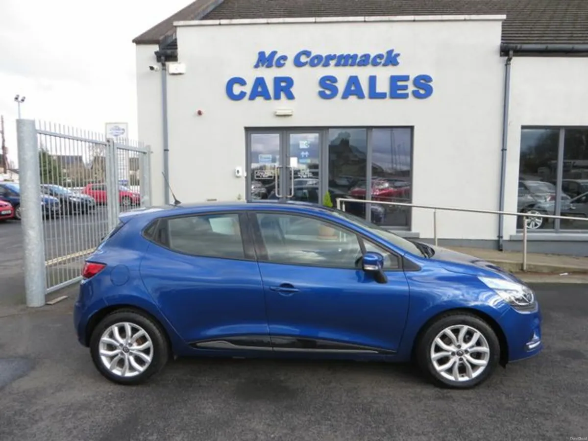 Renault Clio Dynamique NAV 1.2 Petr 4DR - Image 2